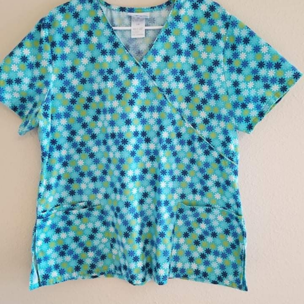 Scrub Top